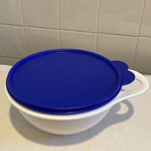 🌺Tupperware 1.4L Bowl White With Blue Lid